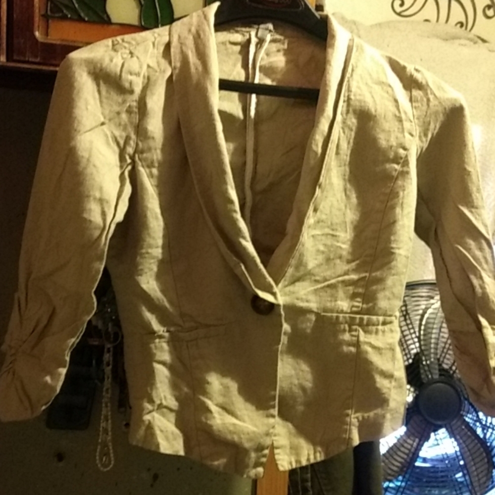 Very cute cardigan